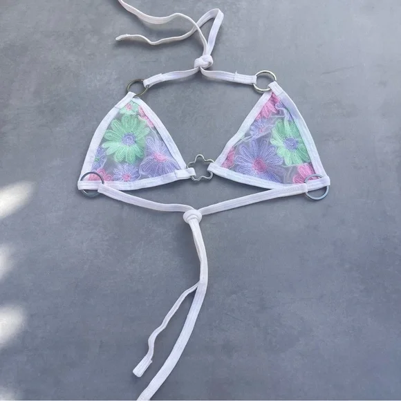 Daisy Rave Triangle Top - Picture 2 of 3